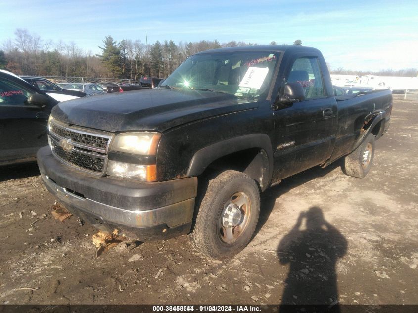 2006 Chevrolet Silverado 2500Hd Work Truck VIN: 1GCHK24U56E118613 Lot: 38458044