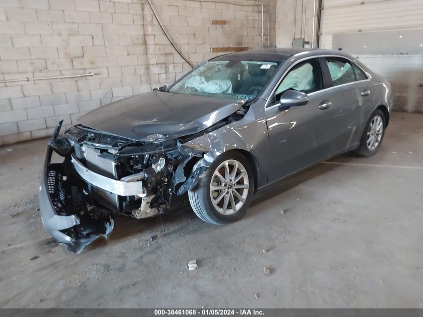2019 Mercedes-Benz A 220 VIN: WDD3G4EB1KW033749 Lot: 38461068
