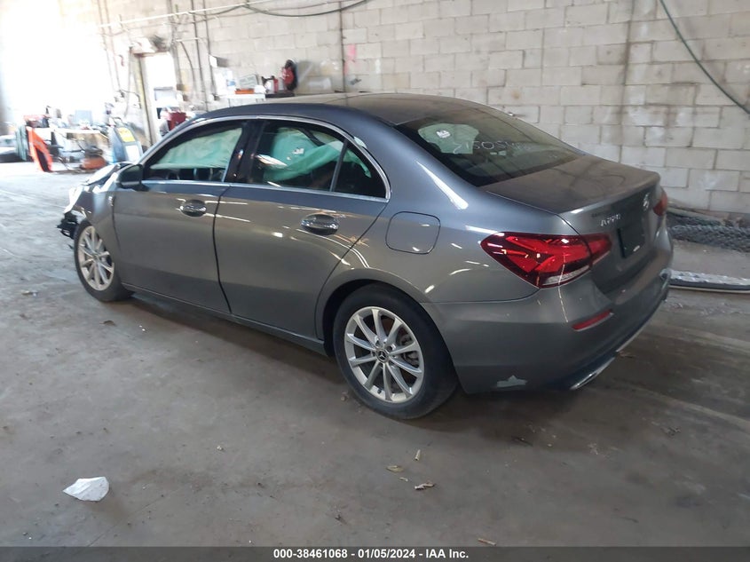 2019 Mercedes-Benz A 220 VIN: WDD3G4EB1KW033749 Lot: 38461068