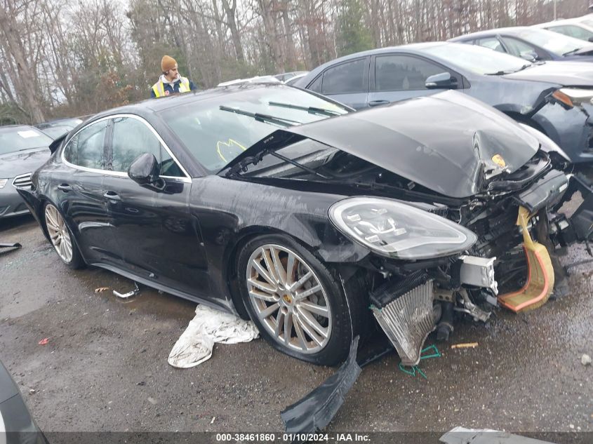 WP0AB2A75HL120943 2017 Porsche Panamera 4S