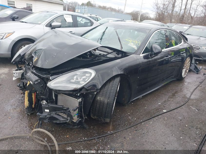 WP0AB2A75HL120943 2017 Porsche Panamera 4S