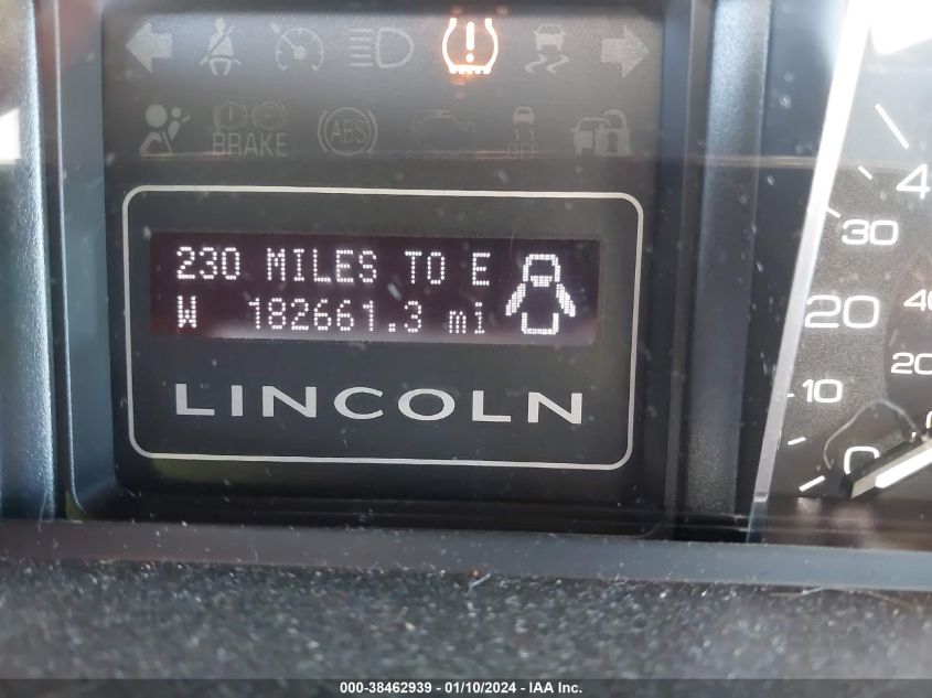 2012 Lincoln Navigator VIN: 5LMJJ2J50CEL08213 Lot: 38462939