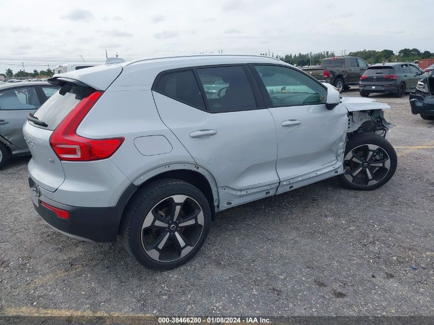 YV4AC2HK2M2424851 2021 Volvo Xc40 T4 Momentum