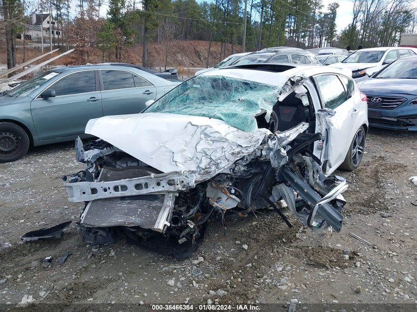 1FADP3L97JL309527 2018 FORD FOCUS ST photo no. 2