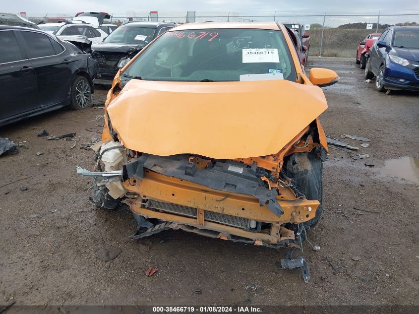 JTDKDTB30F1092462 2015 Toyota Prius C Three