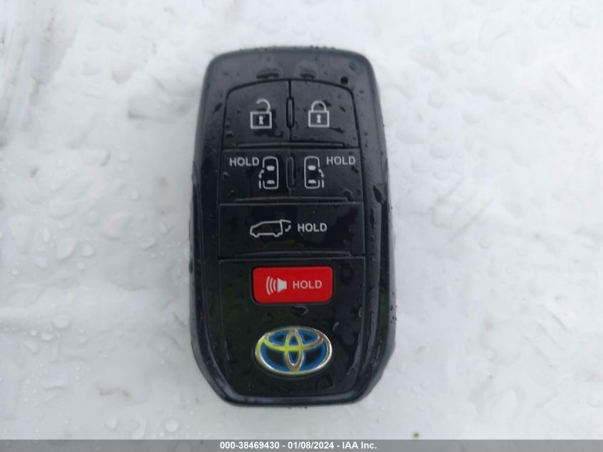 5TDDSKFCXNS060364 2022 Toyota Sienna Xse