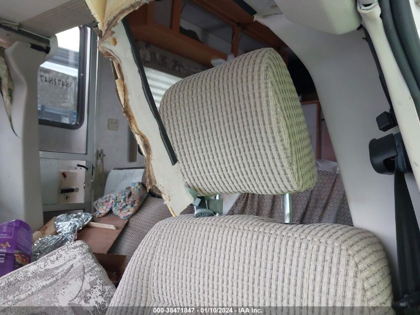 2003 Volkswagen Eurovan VIN: WV3AB470X3H066828 Lot: 38471847