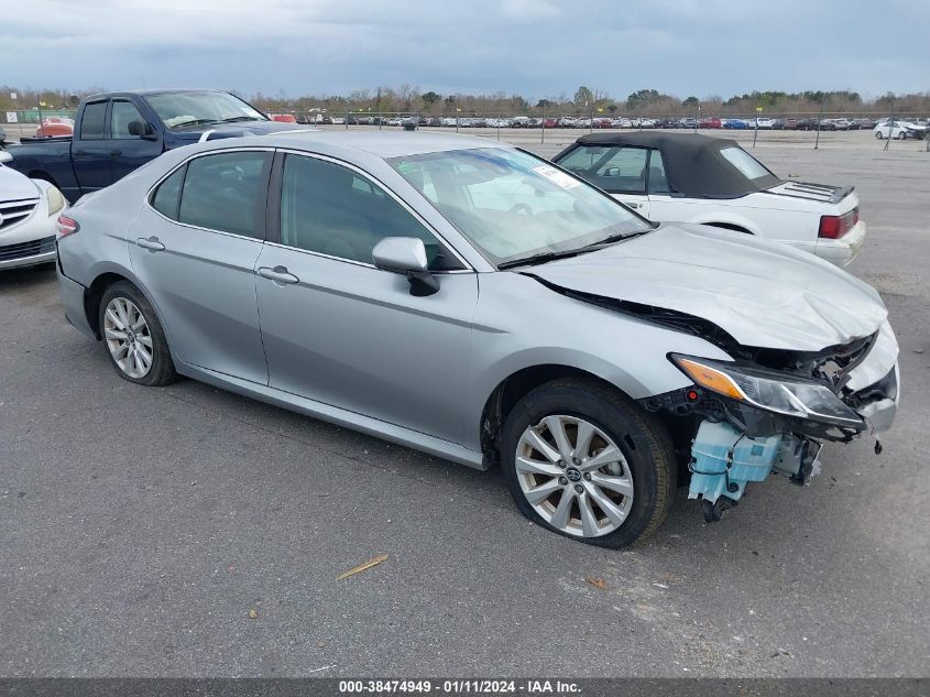 4T1B11HK0KU813153 2019 Toyota Camry Le