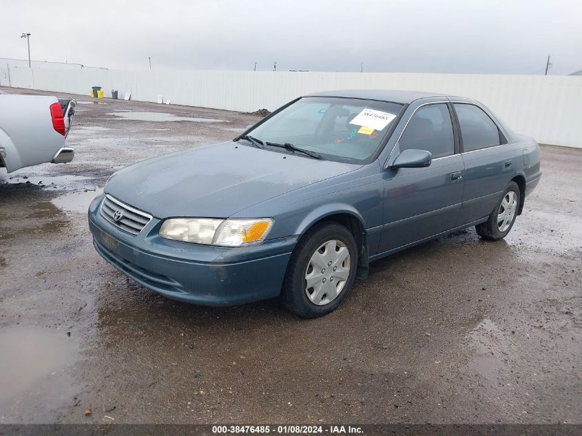 2000 Toyota Camry Le VIN: JT2BG22K3Y0524150 Lot: 38476485