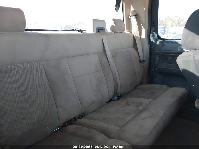 2005 FORD F-150 auction photo 8