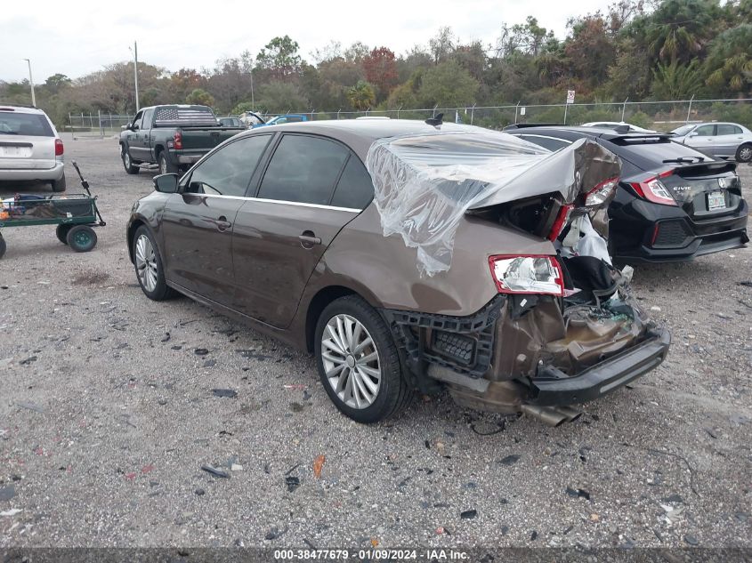 2011 Volkswagen Jetta 2.5L Sel VIN: 3VWLX7AJ2BM344015 Lot: 38477679