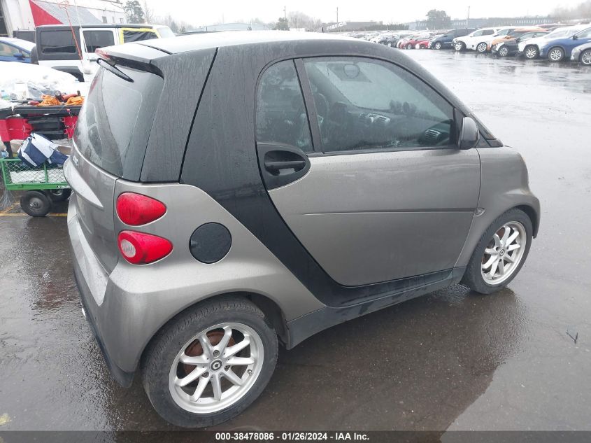 2010 Smart Fortwo Passion/Pure VIN: WMEEJ3BA5AK344599 Lot: 38478086