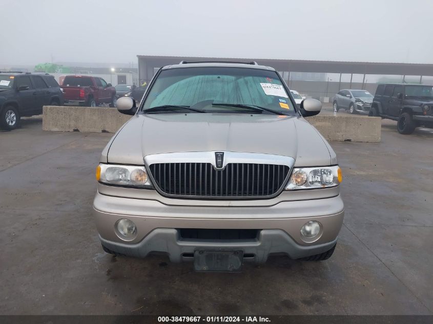 5LMFU28A8YLJ22552 2000 Lincoln Navigator