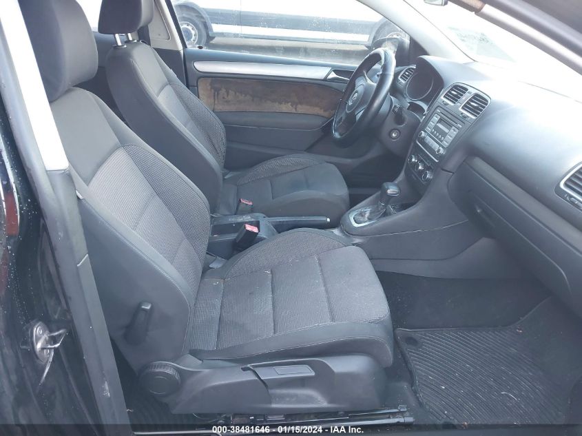 2010 Volkswagen Golf 2-Door VIN: WVWBA7AJ1AW225600 Lot: 38481646