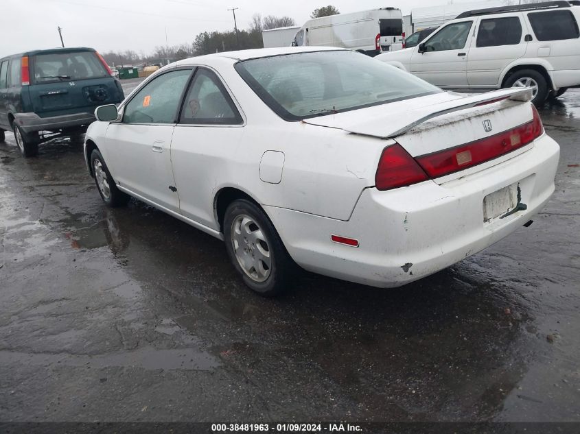 2000 Honda Accord 2.3 Ex VIN: 1HGCG3252YA027193 Lot: 40542147