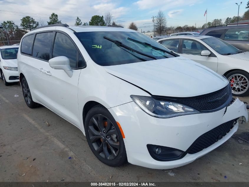 2C4RC1EG2KR666716 2019 CHRYSLER PACIFICA, photo no. 1