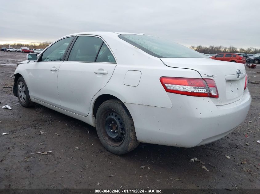 4T1BF3EK2BU711368 2011 Toyota Camry Le