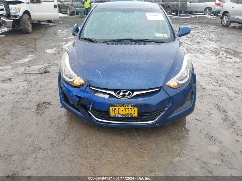 5NPDH4AE9GH715867 2016 Hyundai Elantra Se