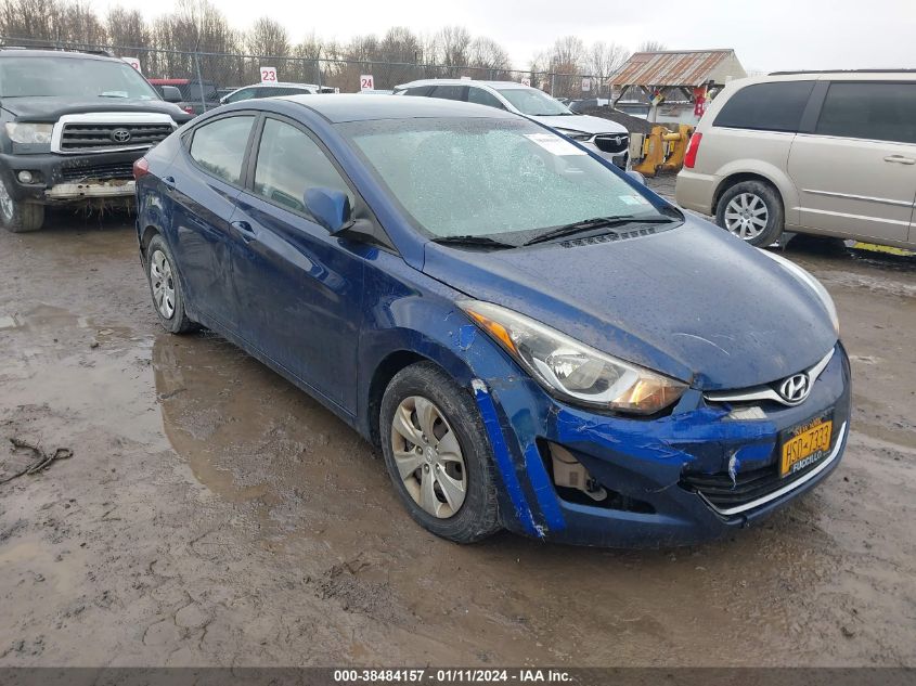 5NPDH4AE9GH715867 2016 Hyundai Elantra Se