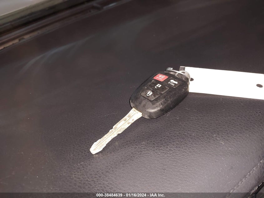 5YFBURHE0HP632905 2017 Toyota Corolla Le