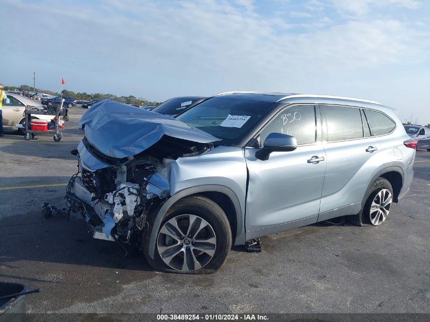 2022 Toyota Highlander Xle VIN: 5TDGZRAH6NS112660 Lot: 38489254