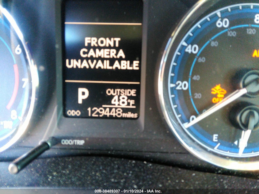 5YFBURHE5JP779758 2018 Toyota Corolla Le