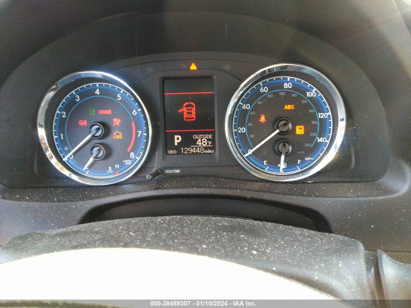 5YFBURHE5JP779758 2018 Toyota Corolla Le