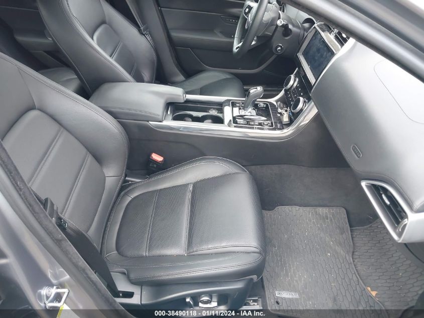 2020 Jaguar Xe S Awd Automatic VIN: SAJAJ4FX6LCP56210 Lot: 38490118