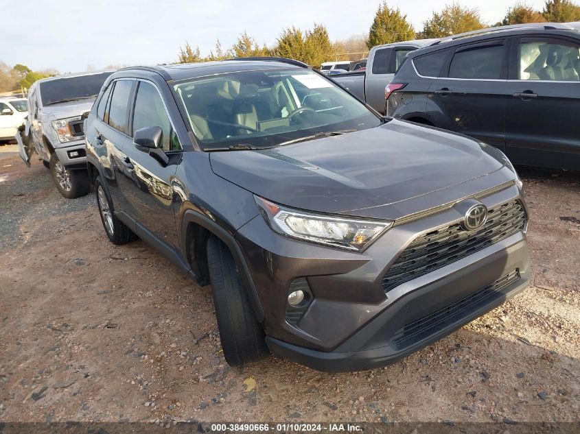 2T3C1RFV8MC170403 2021 Toyota Rav4 Xle Premium