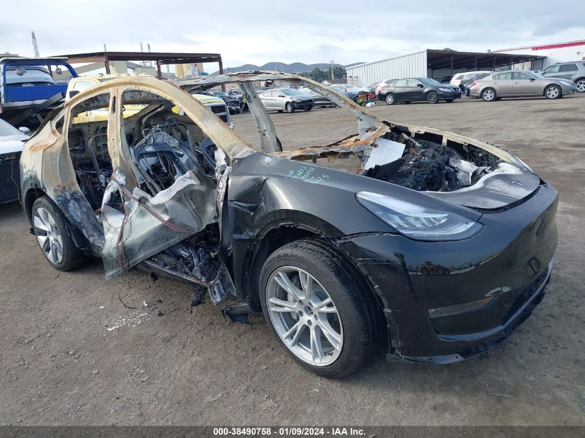 7SAYGDEE8PA136947 2023 TESLA MODEL Y - Image 1