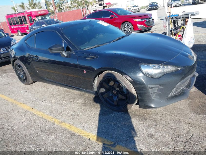 JF1ZNAA11J9701123 2018 Toyota 86