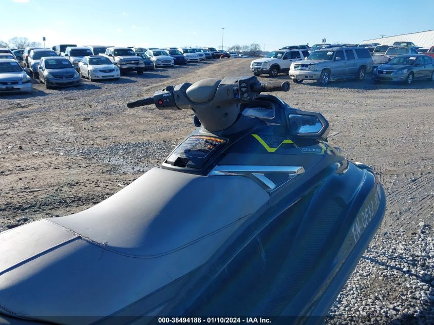 2015 Yamaha Jetski VIN: YAMA3280L415 Lot: 38494188