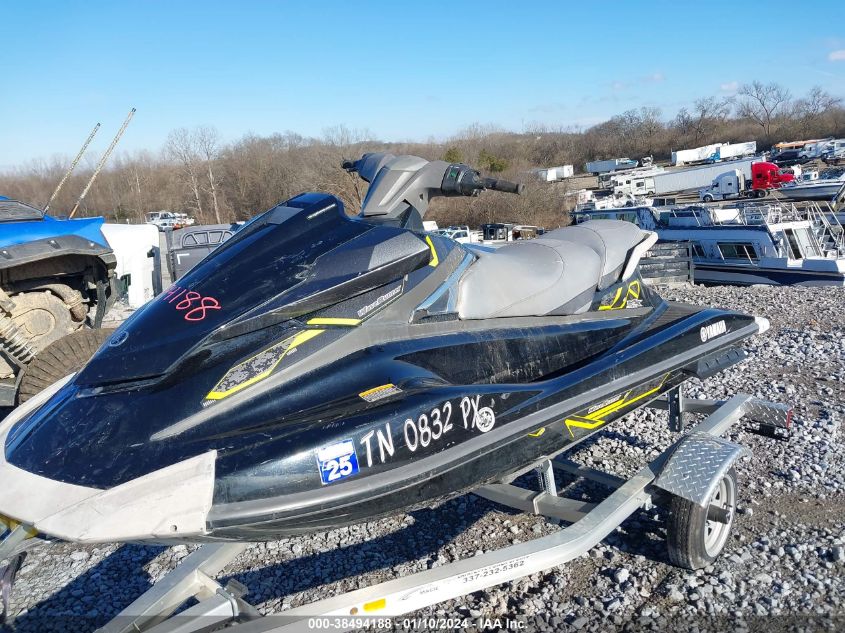 2015 Yamaha Jetski VIN: YAMA3280L415 Lot: 38494188