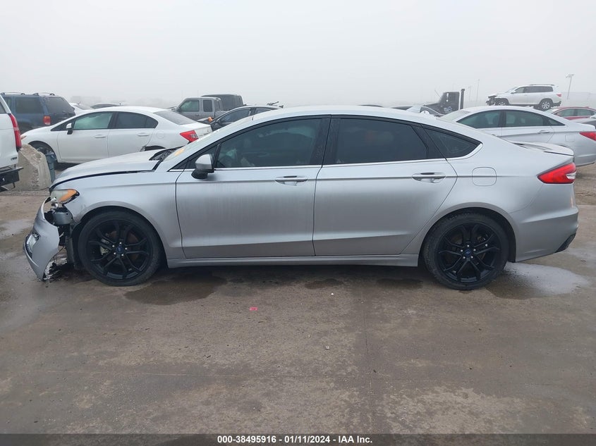 3FA6P0HD6LR126421 2020 Ford Fusion Se