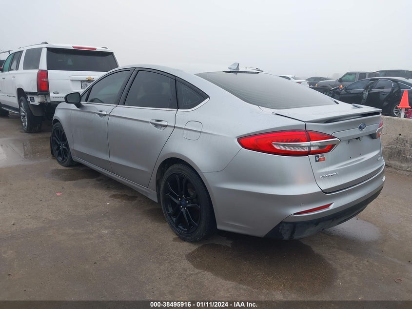 3FA6P0HD6LR126421 2020 Ford Fusion Se