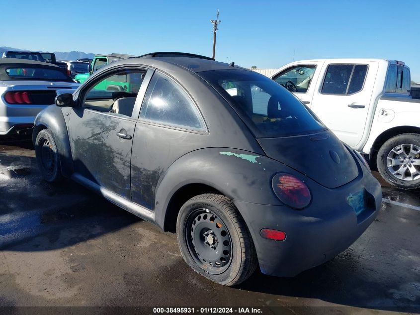 3VWCK21C62M442810 2002 Volkswagen New Beetle Gls