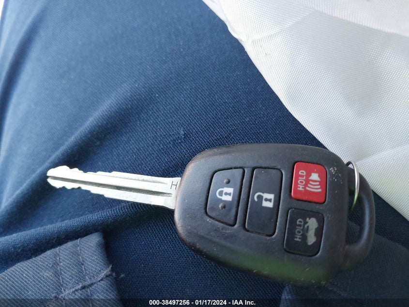 2T1BURHE9EC143043 2014 Toyota Corolla Le