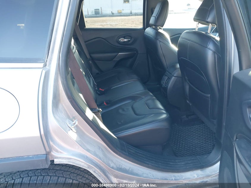 VIN 1C4PJMDX7KD280389 2019 JEEP CHEROKEE LIMITED 4X4