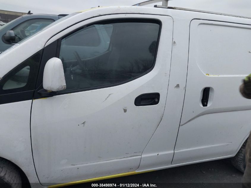 2015 Nissan Nv200 Sv VIN: 3N6CM0KN2FK725642 Lot: 38498974