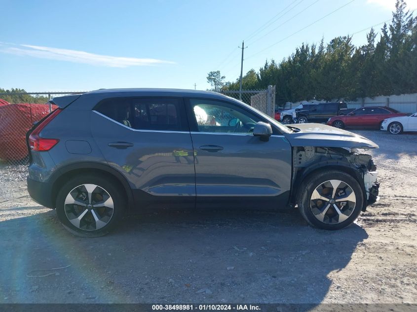 2023 Volvo Xc40 B5 Plus Bright Theme VIN: YV4L12UN7P2926287 Lot: 38498981