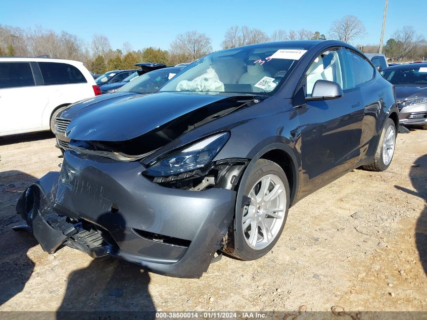 2023 Tesla Model Y Awd/Long Range Dual Motor All-Wheel Drive VIN: 7SAYGAEE7PF903589 Lot: 38500014