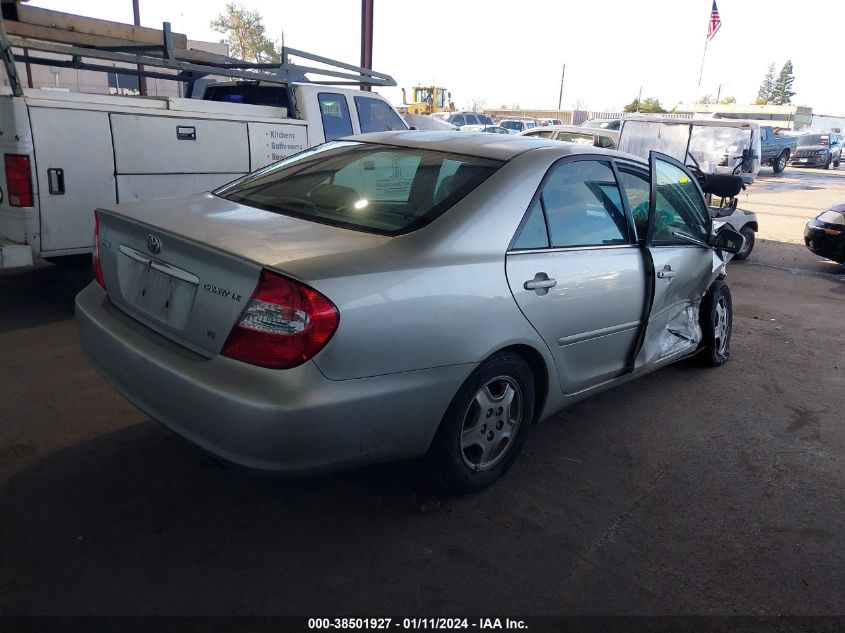 2002 Toyota Camry Le VIN: 4T1BF30K52U522186 Lot: 38752913