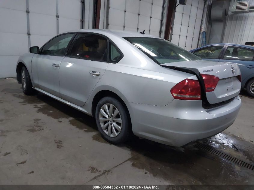 2013 Volkswagen Passat 2.5L S VIN: 1VWAP7A39DC006432 Lot: 38504352