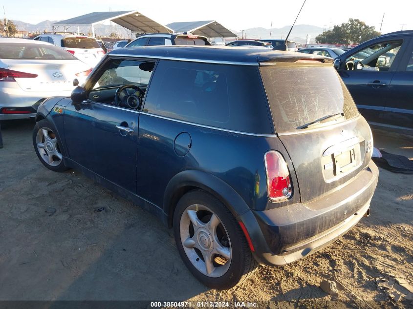 2006 Mini Cooper VIN: WMWRC33526TK68415 Lot: 38504971