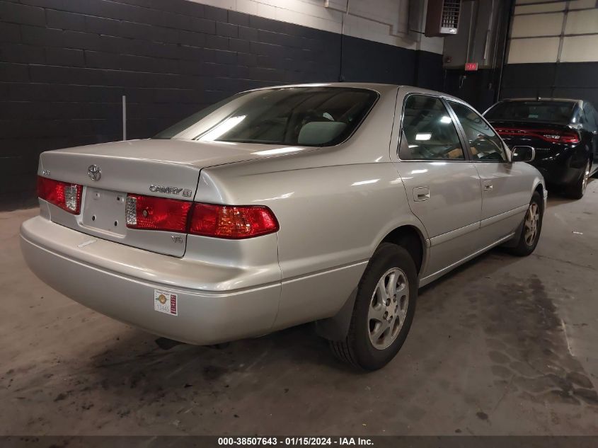 4T1BF28K71U120585 2001 Toyota Camry Le