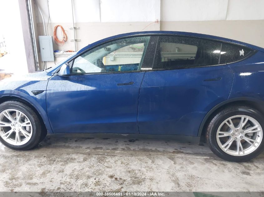 2021 Tesla Model Y Long Range Dual Motor All-Wheel Drive VIN: 5YJYGAEE9MF255441 Lot: 38508451