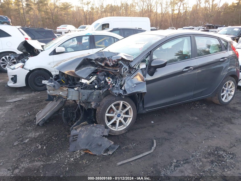 VIN 3FADP4EJXKM105396 2019 FORD FIESTA SE