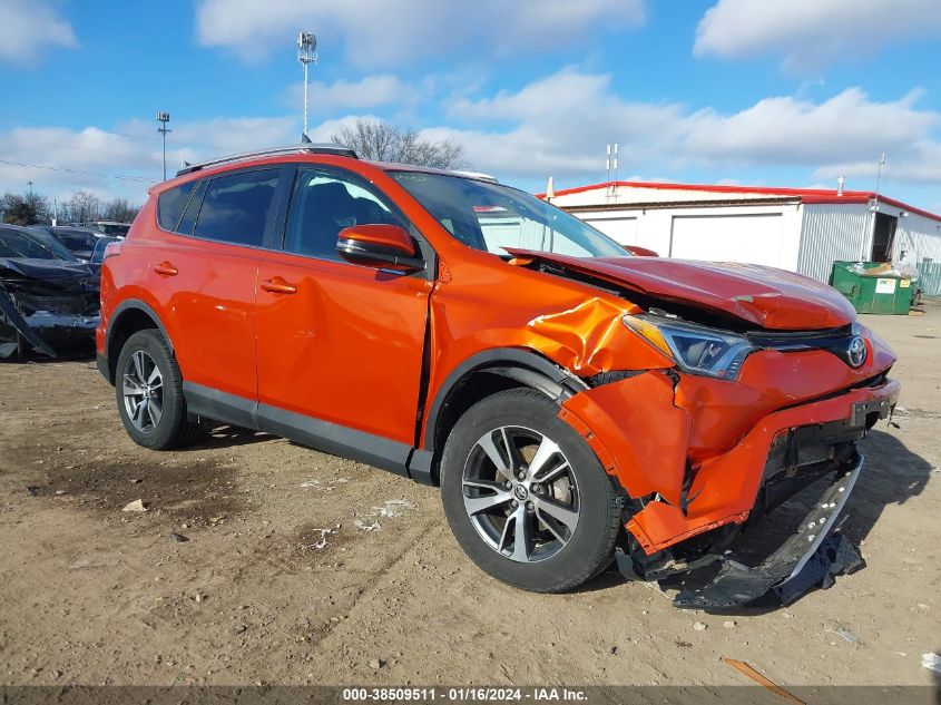 2T3RFREVXGW492654 2016 Toyota Rav4 Xle