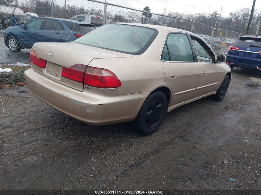 2000 Honda Accord 3.0 Ex VIN: 1HGCG1658YA064912 Lot: 39093068