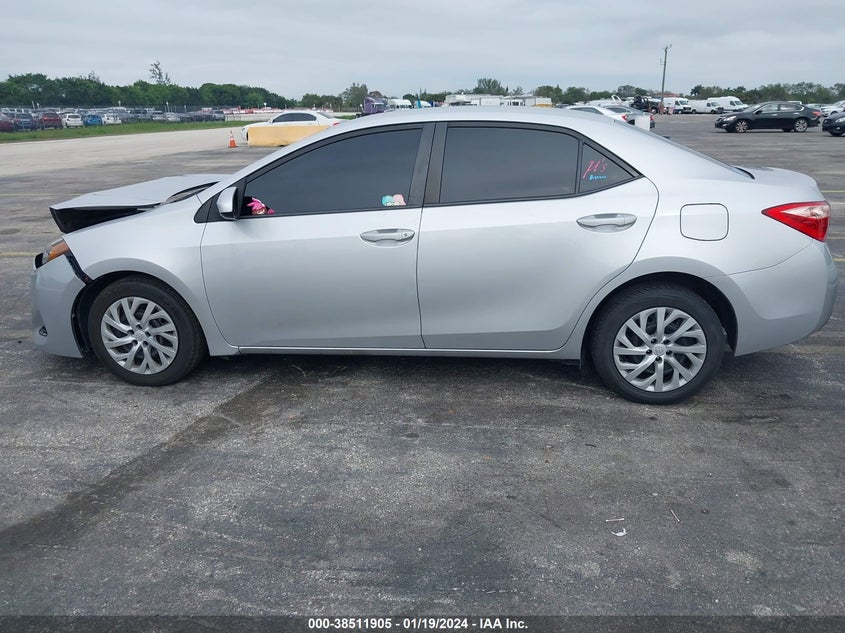 5YFBURHE5HP692940 2017 Toyota Corolla Le